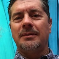 ndy R. Gastley, presidente, AG Roth