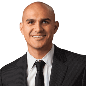 Tony Arevalo, agente de seguros de Carsurance.net