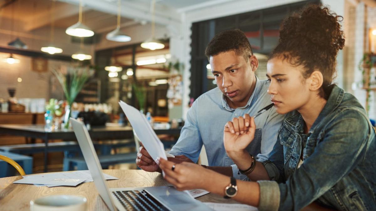 USAA vs AAA - Compañias de seguros