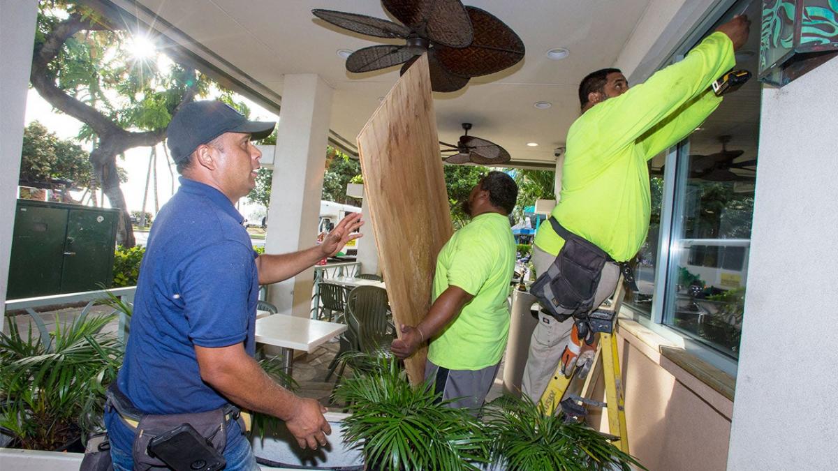 ¿El seguro de vivienda cubre los daños causados ​​por huracanes? - Seguro de hogar
